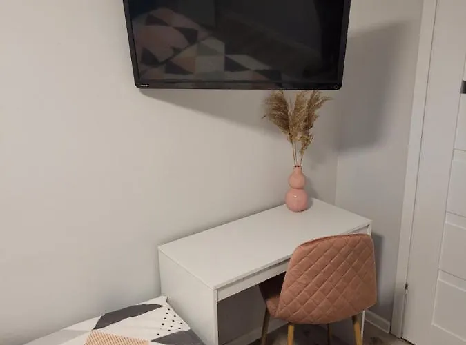 E&j מידזיזדרויה