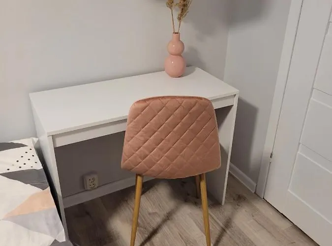 E&j * מידזיזדרויה