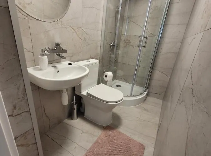 E&j * מידזיזדרויה