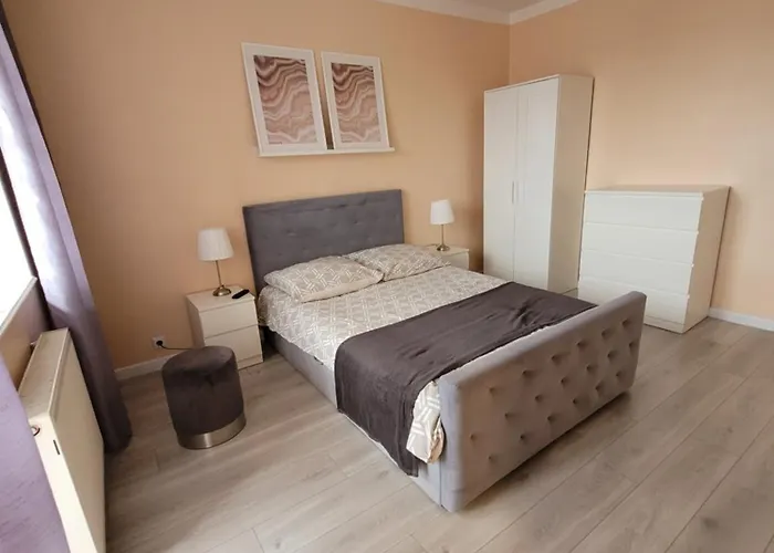 E&j בית אירוח