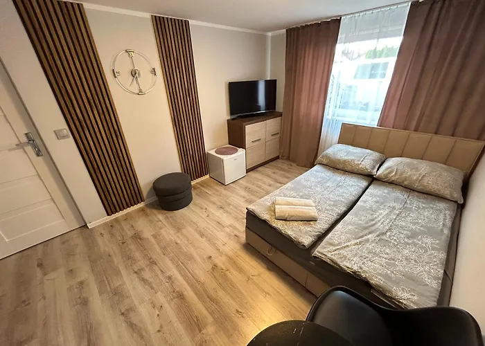 בית אירוח E&j מידזיזדרויה