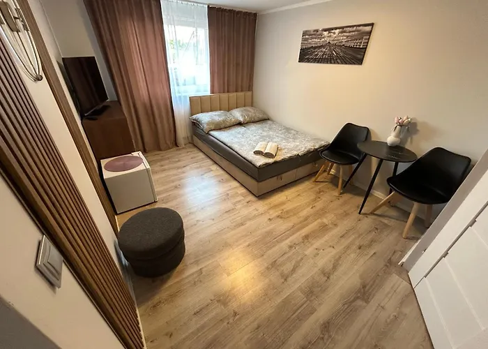 E&j מידזיזדרויה